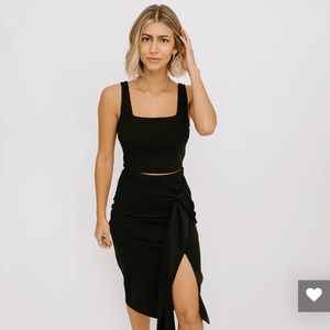 Black Lifestyled Co SET, cropped top and skirt